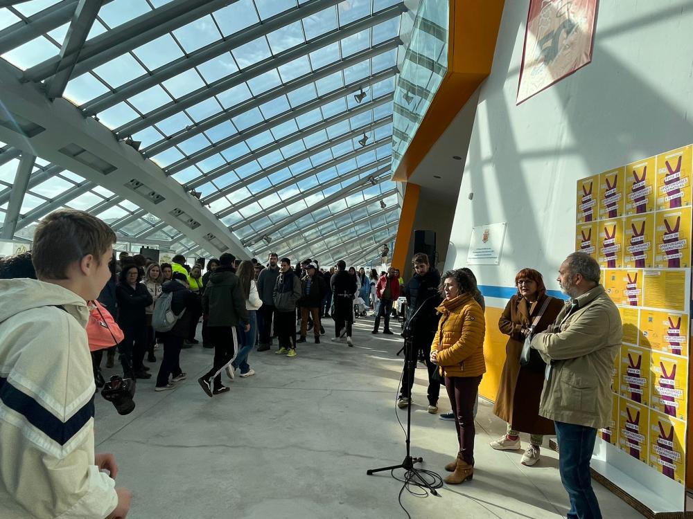 Imagen Más de 150 personas del Alto Gállego participaron ayer en la Feria de Oportunidades Formativas