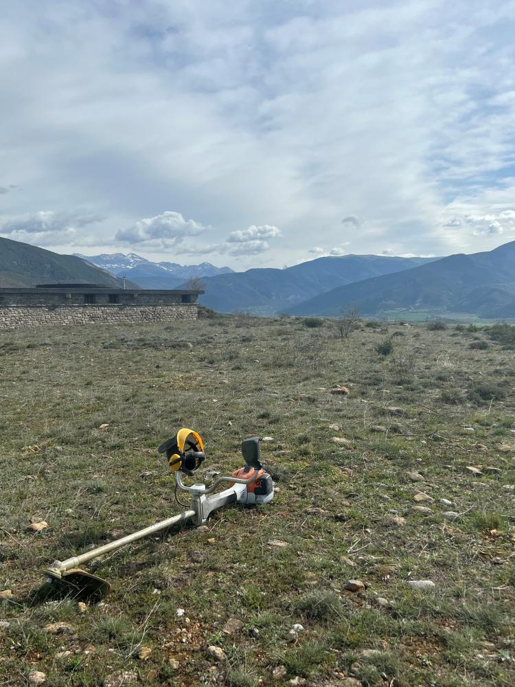 Imagen Comenzados los trabajos de acondicionamiento de 10 rutas del Espacio BTT Pirineos Alto Gállego