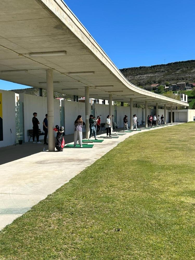 Imagen Los escolares de la Comarca Alto Gállego viven la experiencia del golf en las margas