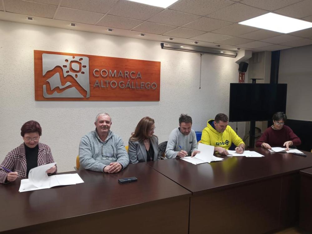 Imagen Comarca Alto Gállego refuerza su compromiso con la cultura local mediante la renovación de convenios con asociaciones culturales