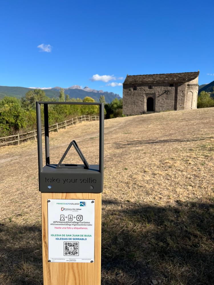 Imagen La Comarca Alto Gállego incorpora un punto fotográfico TURS junto a la iglesia de San Juan de Busa