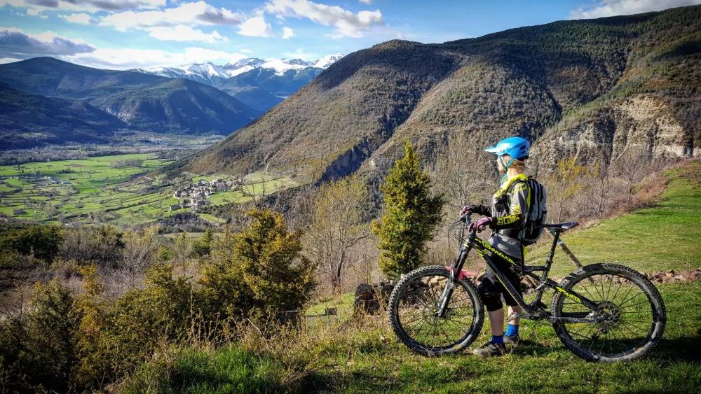 Imagen La Comarca Alto Gallego Destino Cicloturista de referencia, hoy en Fitur. Infinity Pirineos