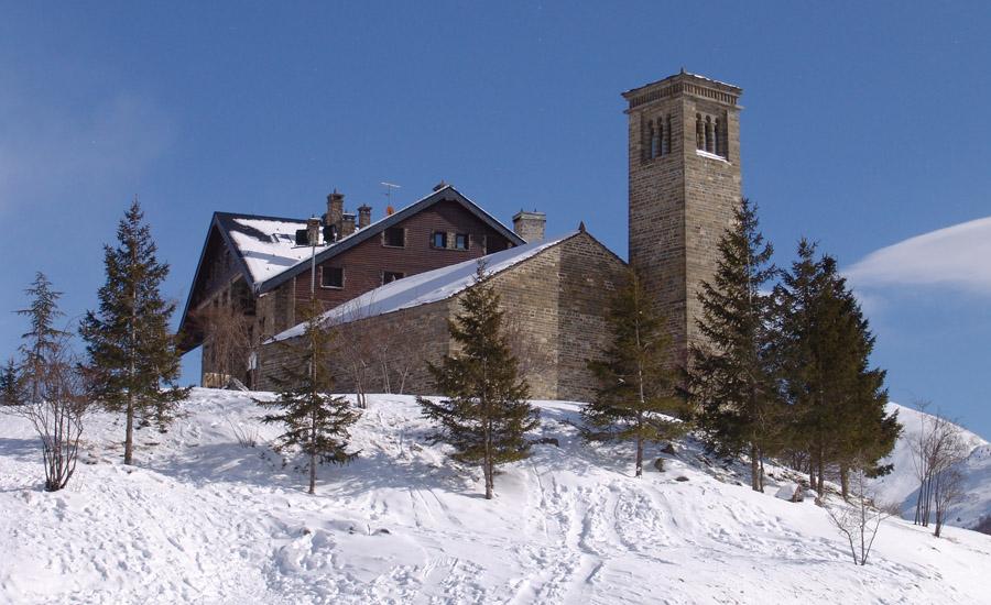 Imagen Iglesia del Salvador de Basarán en Formigal